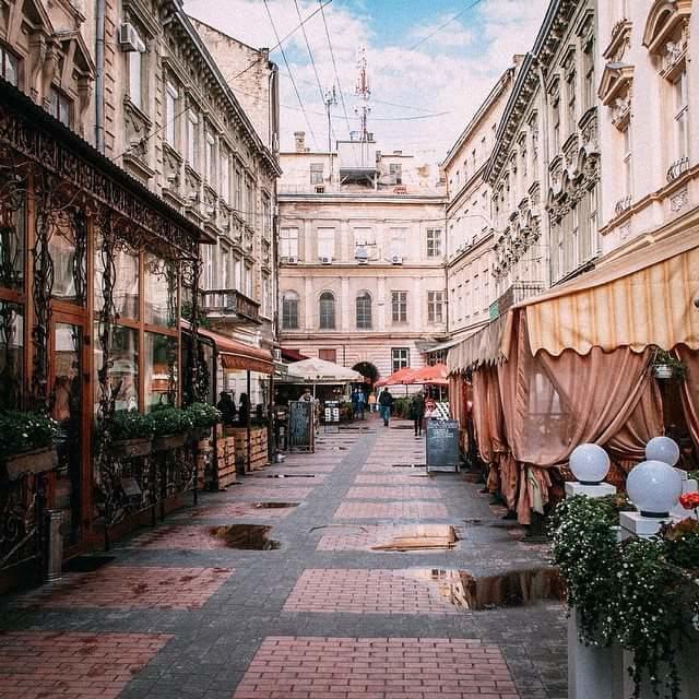 The Phantom Of The Opera Lviv Buitenkant foto